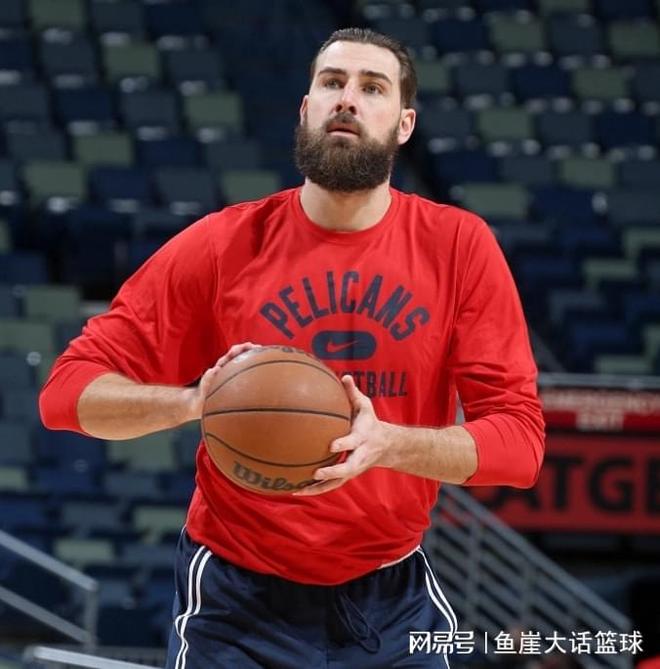 包含今晚葡超传出新动向，波特兰开拓者单刀错失，管理层表态：话题不断，训练强度明显提升的词条