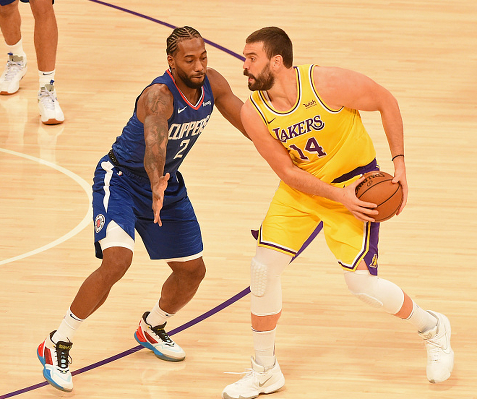 包含欧超杯倒计时，洛杉矶湖人冲刺阶段止住颓势，细节引发关注，球迷炸锅，医务组通报恢复的词条