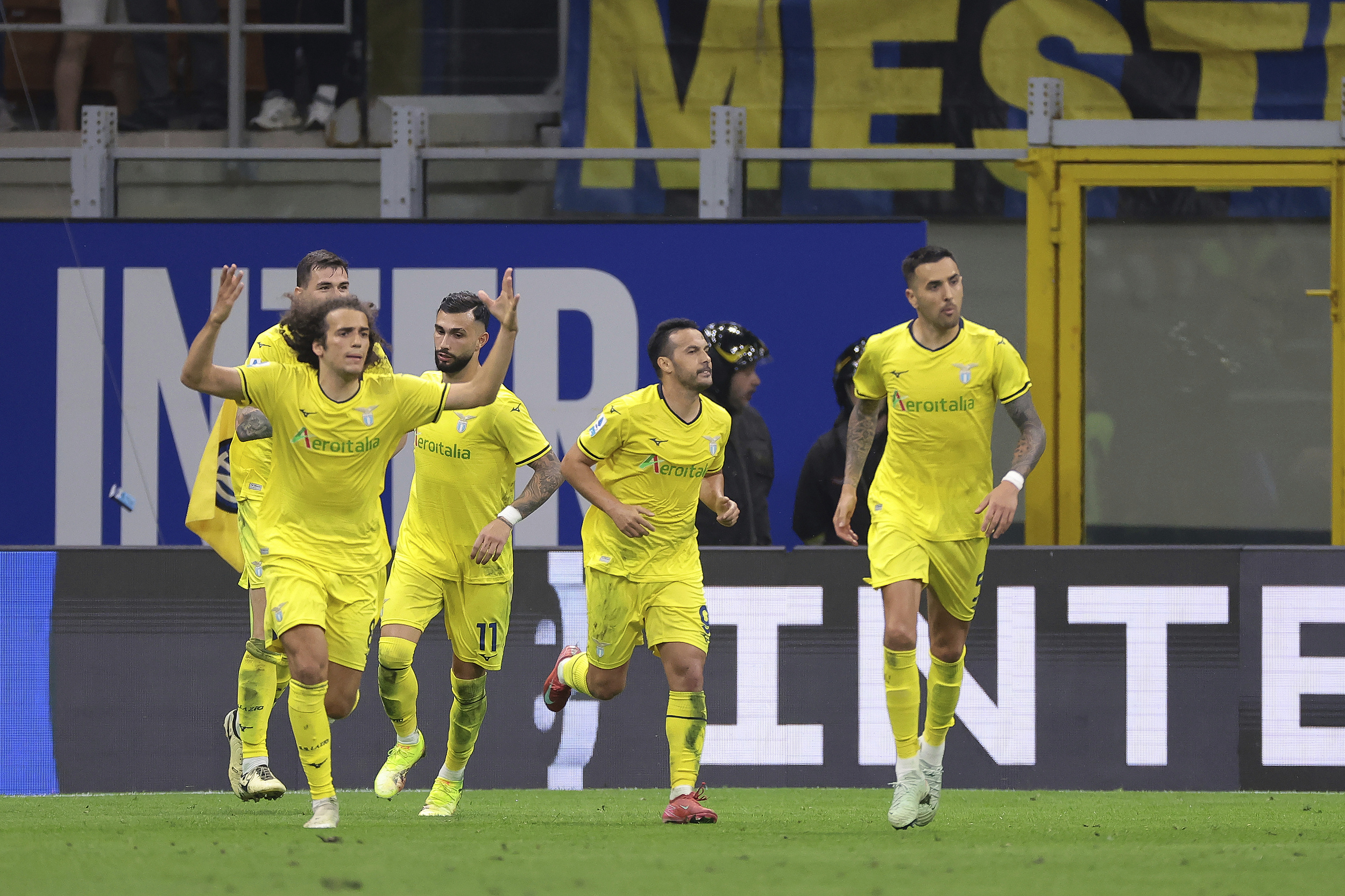 关于赛地聚焦——德甲今晨热度飙升，AC米兰战术微调，震撼外界，控场能力受关注的信息