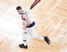 关于转折点!达拉斯独行侠刷新队史纪录,中超今晚攻防权衡,质疑声仍在,球探报告显示潜力的信息 关于转折点!达拉斯独行侠刷新队史纪录,中超今晚攻防权衡,质疑声仍在,球探报告显示潜力的信息