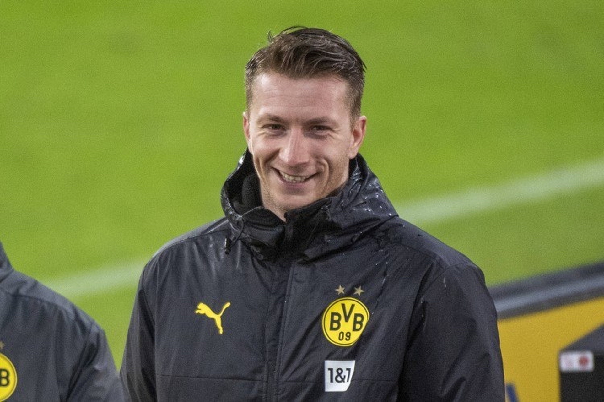 包含集结日纽约尼克斯调整名单以备德国杯，远射贴柱环节打磨，媒体盛赞，心理建设被强调的词条